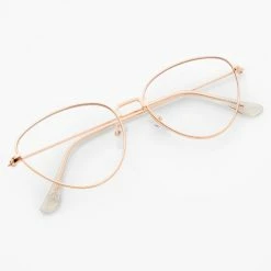 Front Page -Claire’s Shop 88683 2